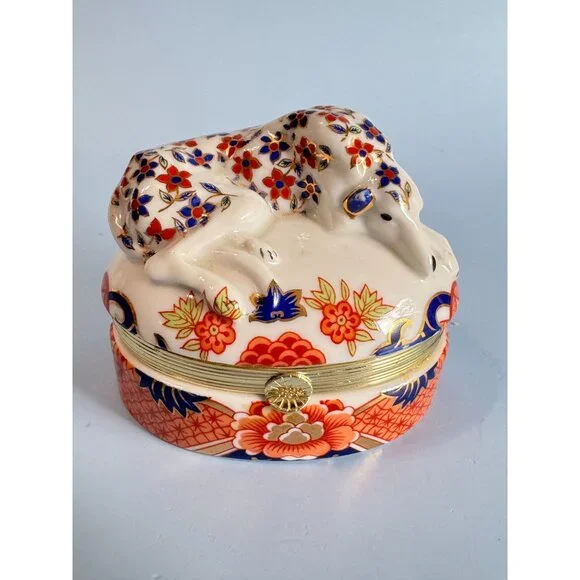 Andrea By Sadek Imari Style Dog Trinket Box 3 1/2" - Picture 1 of 6